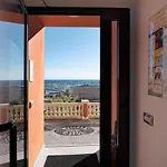 Apartment Trilocale In 5 *