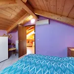 Trilocale In 5 Apartment Varazze