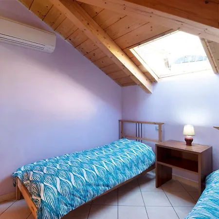 Trilocale In 5 Apartment Varazze