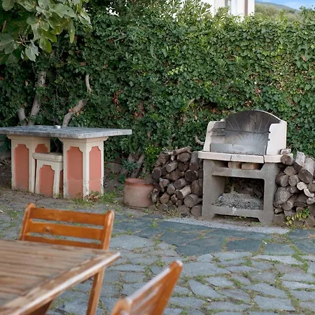 Trilocale In 5 * Varazze