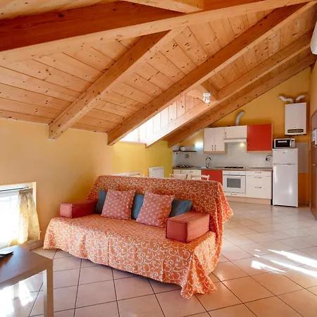 Trilocale In 5 * Varazze